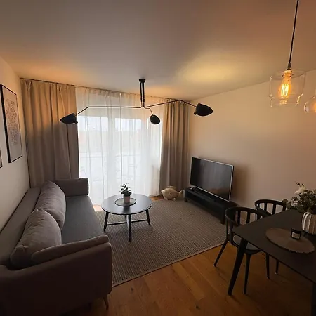 Tulip Chelmonskiego Lägenhet *